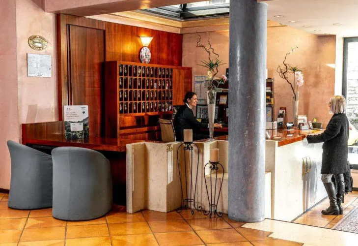 Hotel Diana