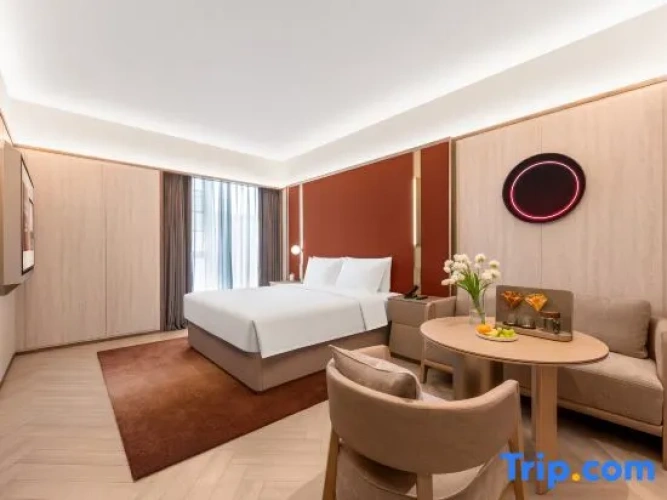 Standard Double room with city view