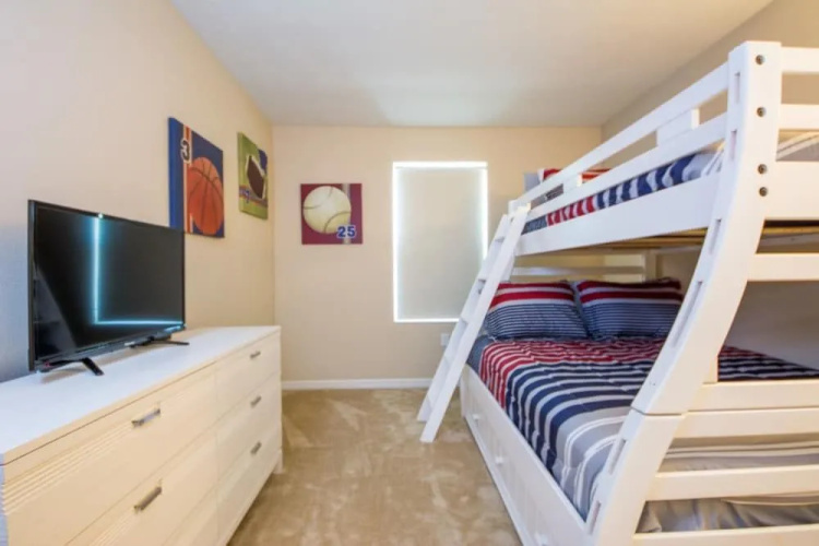 Crystal Cove 4748