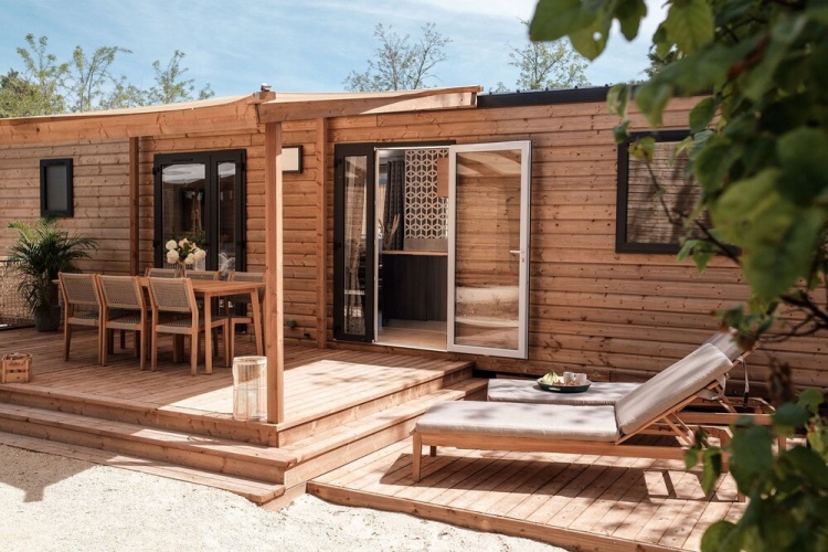3 Bedrooms Premium Cottage