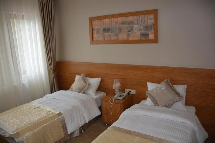 Akbak Otel