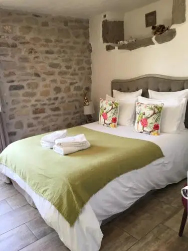 Chez Helen