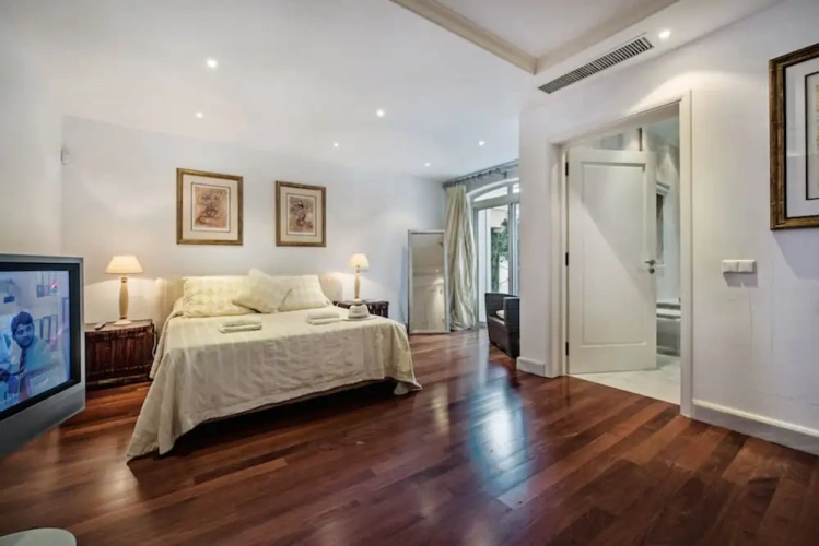 1 Bedroom Villa with balcony