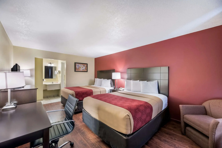 Econo Lodge I-40 exit 286 Holbrook