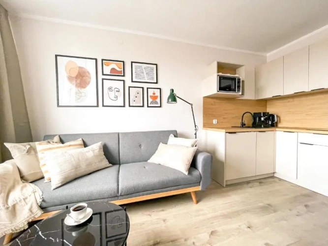 2 Bedrooms Apartment