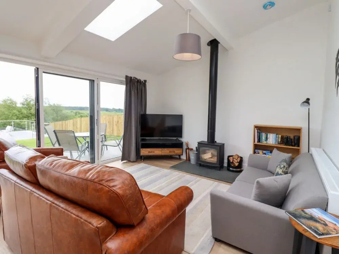 1 Orchard Cottages