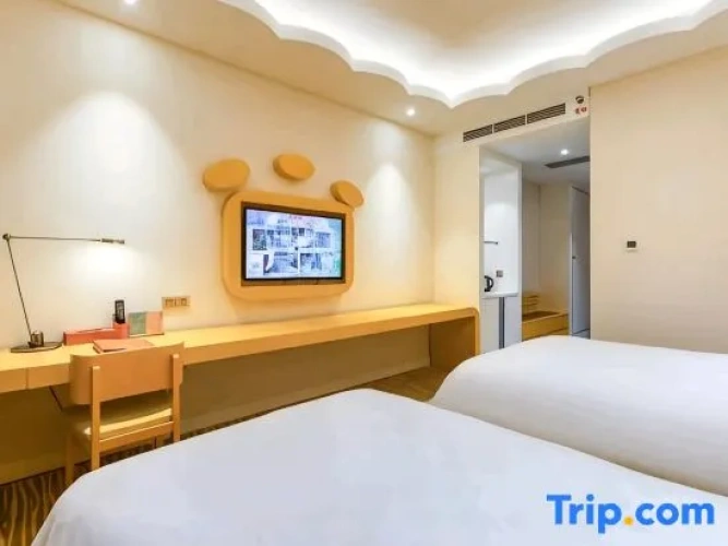 Deluxe Double room with view