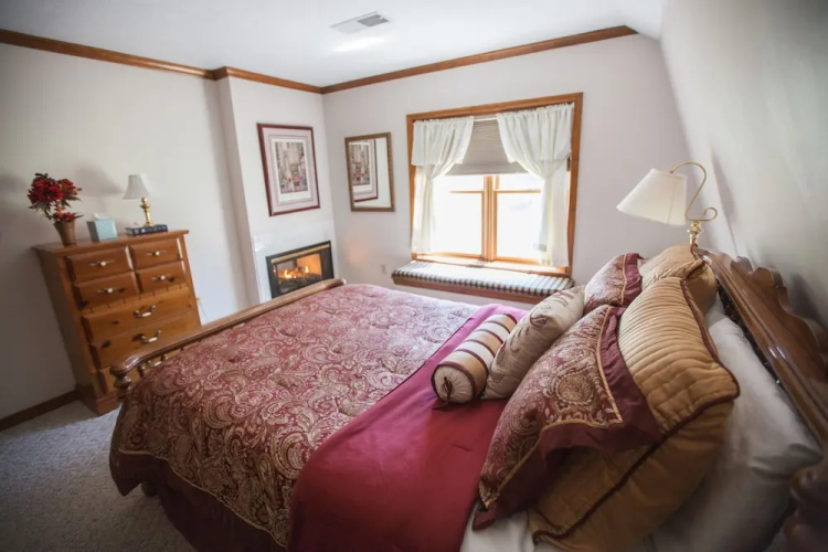 Red Bud Cove Bed & Breakfast Suites