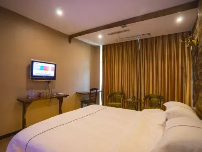 Longting Creative Hotel