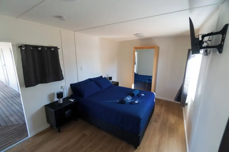 Economy Studio