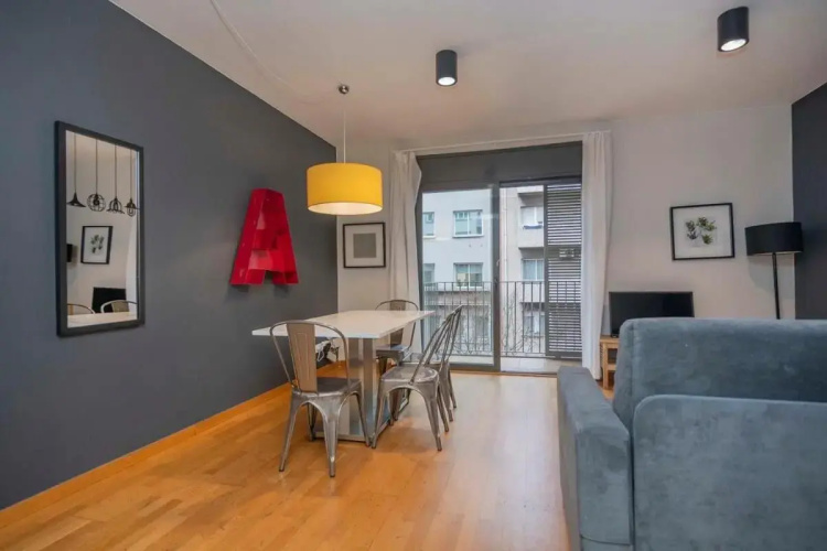 Modern and bright Duplex apartment in Eixample 4-3