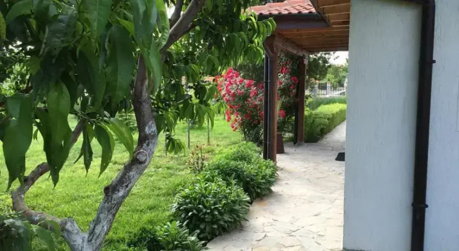 Guest House Shabla