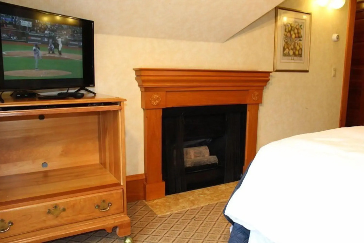 Pacific Grove Inn