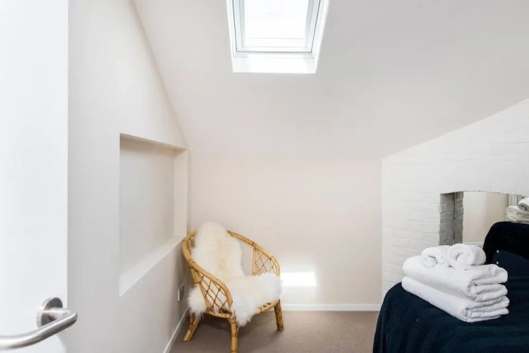 3 Bedrooms Cottage