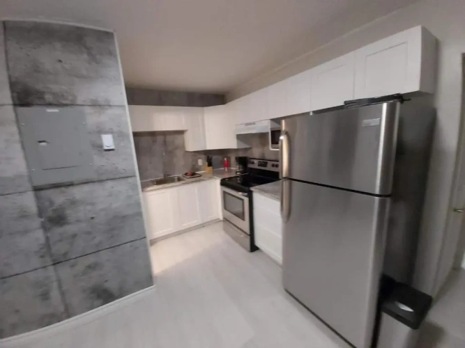 2 Bedrooms Apartment