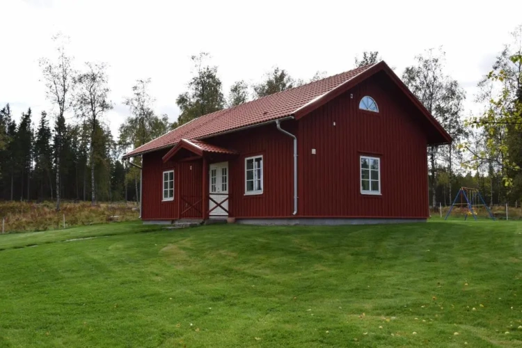 2 Bedrooms Cottage