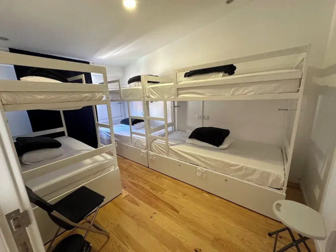 Owls Hostel Ribeiro