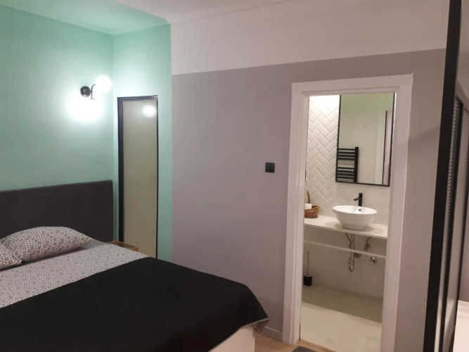 Agias Sofias Square Stunning suite