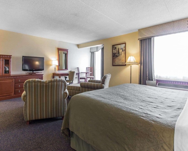 Quality Inn Bay Front photo 7