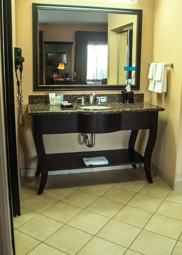 Double Suite