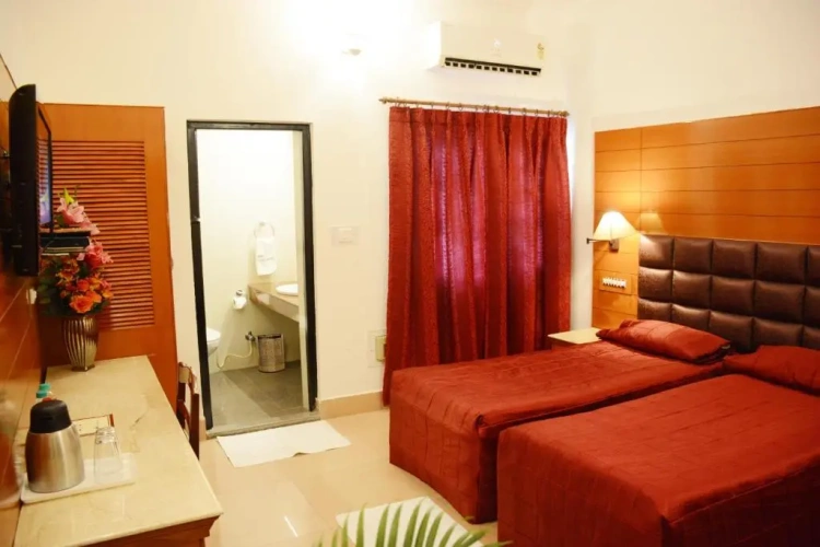 Superior Twin room