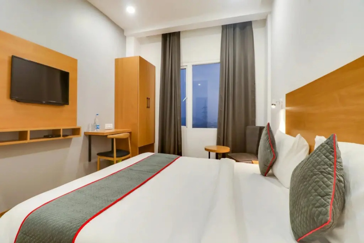 Jashn by OYO Rooms