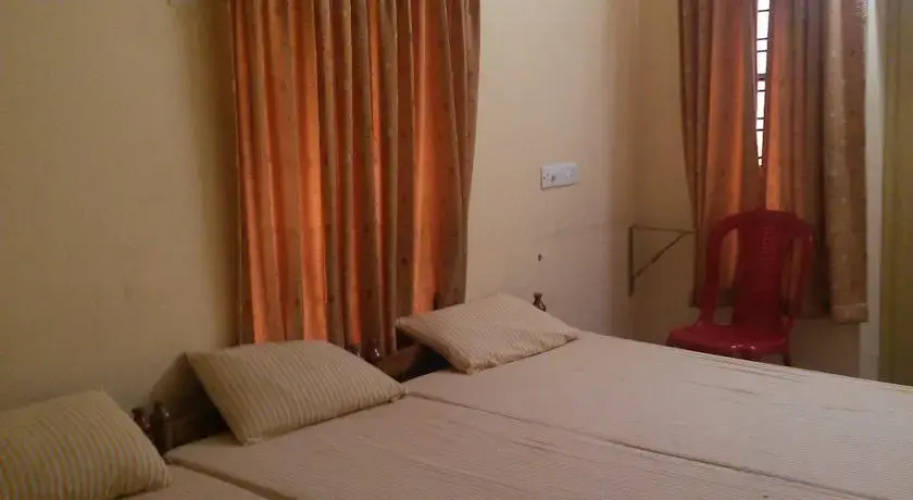 Kailas Inn