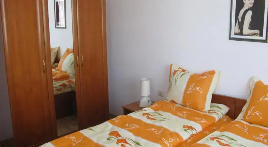 Hermes Apartments