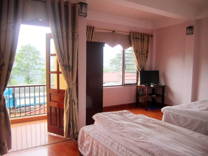 Standard Triple room