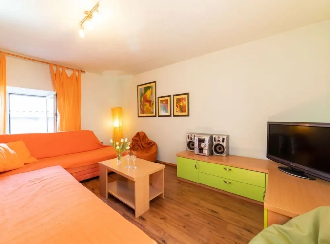 4 Bedrooms Villa