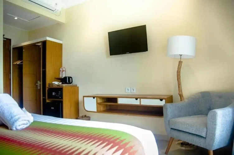 Deluxe Double room with balcony and with courtyard view