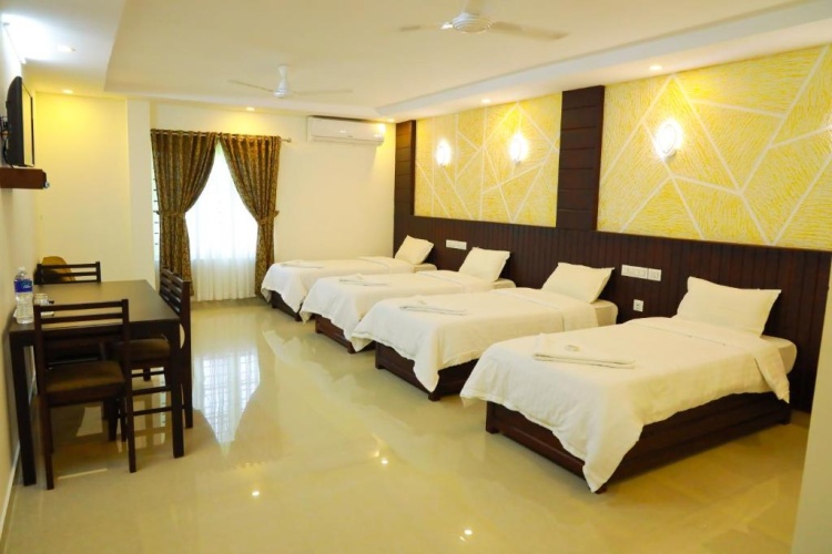Deluxe Quadruple room