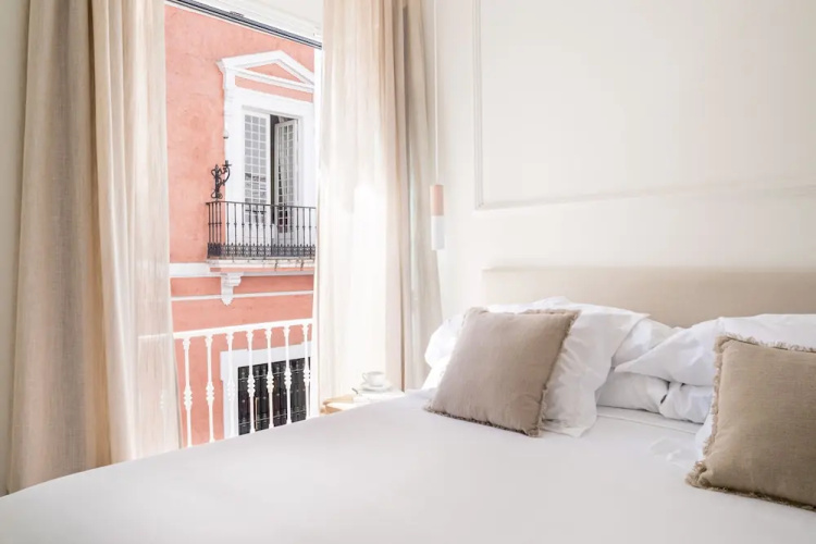 MYLU SUITES by PUERTA CATEDRAL
