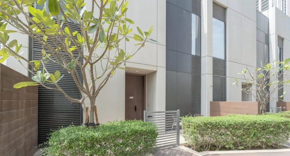 Vogue | Creek Gate Waterfront living Creek Harbour