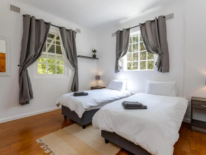 Jonkershoek Valley Cottage