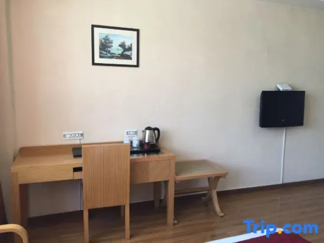Taishun Yideyuan Business Hotel