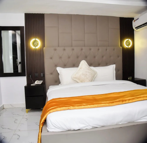 Dou Hotels - Kano