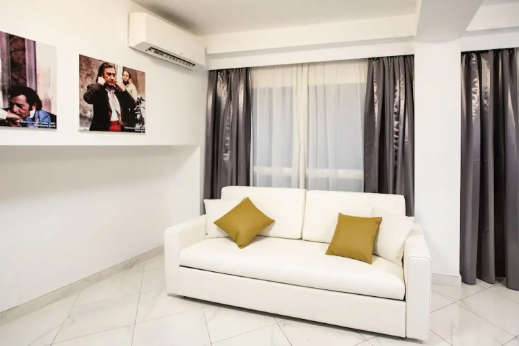 Morin 10 Rome Exclusive Suites