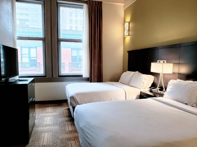 1 Bedroom Quadruple Suite