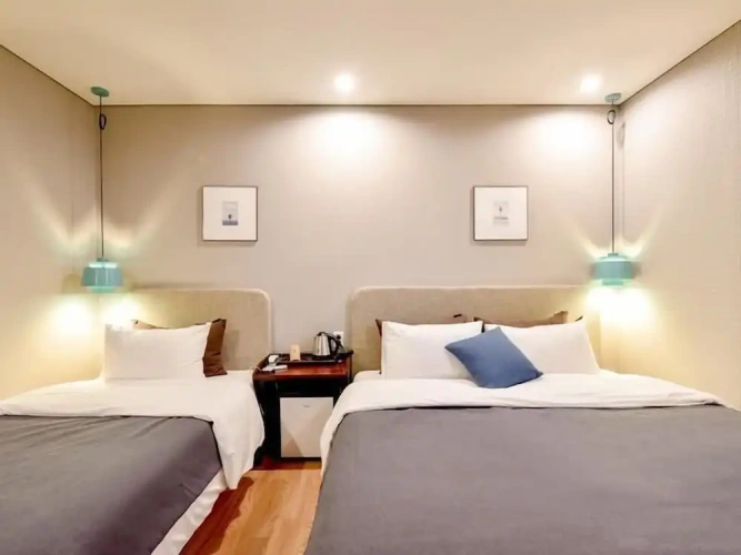 Standard Twin room