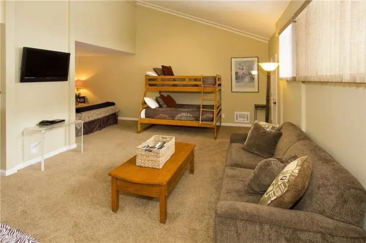 St Anton Condos # 4 2 Bedrooms 2 Bathrooms Condo