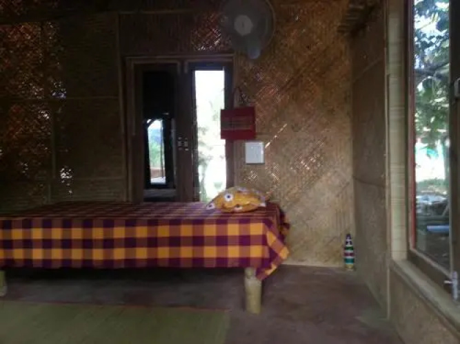 Om Gravity Eco Resort