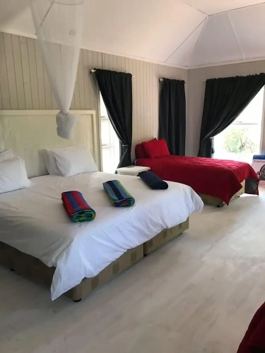 2 Bedrooms Deluxe Cottage