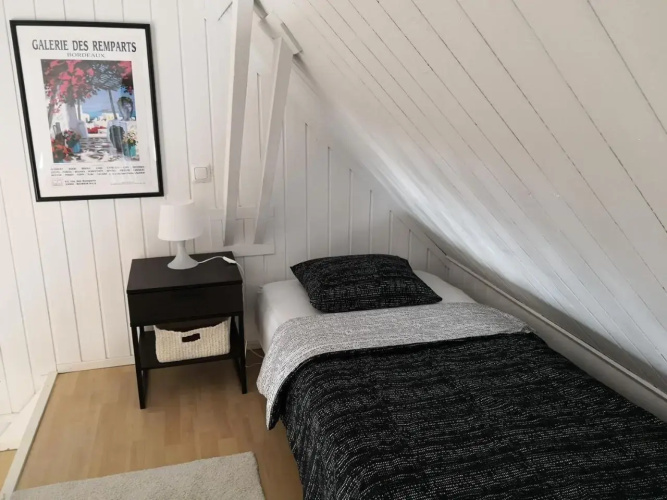Airport Mint House Studio