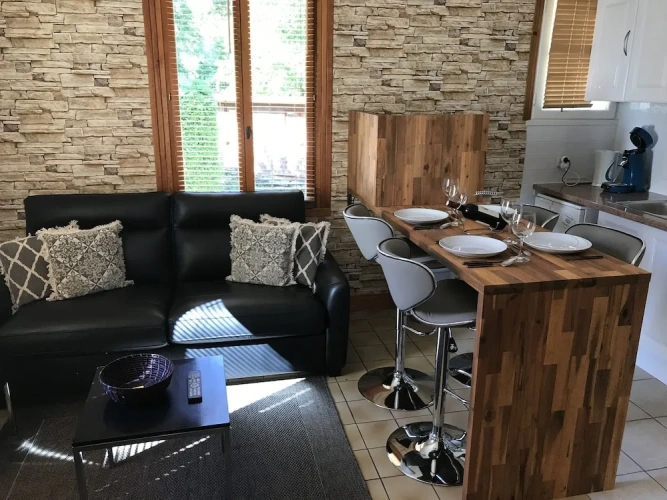 1 Bedroom Deluxe Suite with pool view