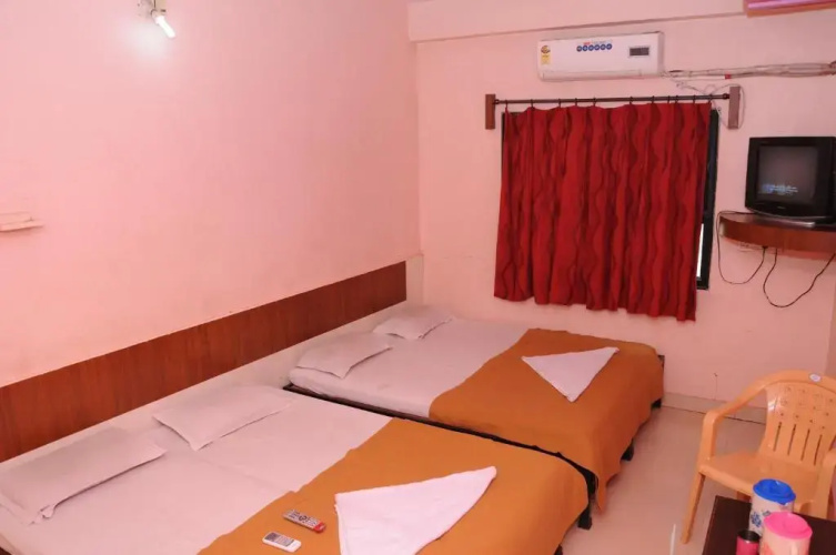 Hotel Sai Darshan