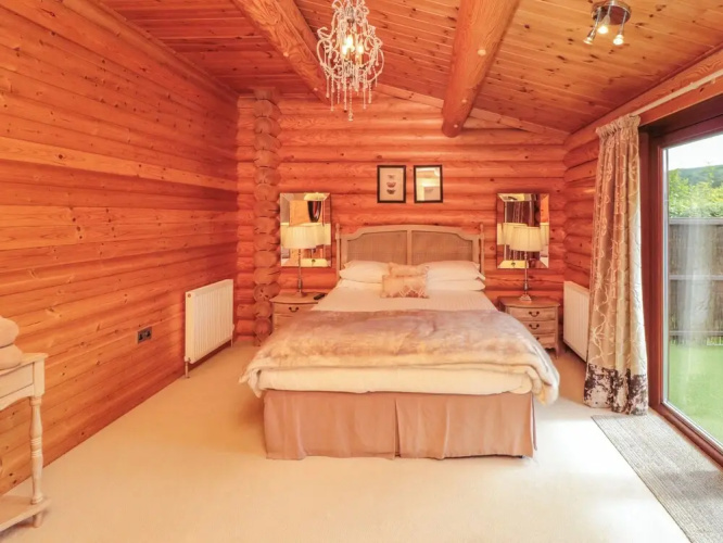 Endeavour Lodge 4