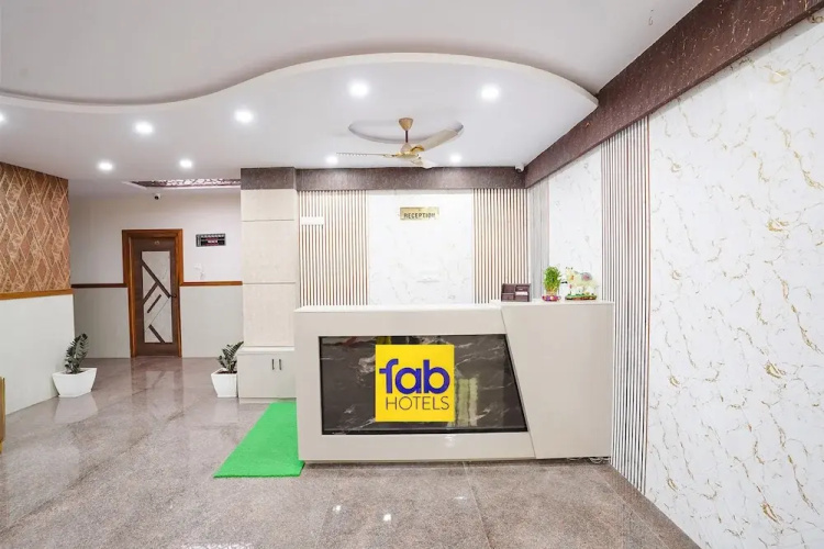 Fabhotel Platinum Palace