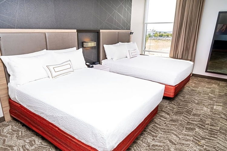 Sextuple Suite