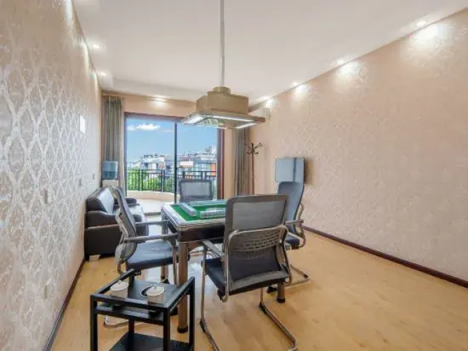 Erhai Bay Holiday Hotel
